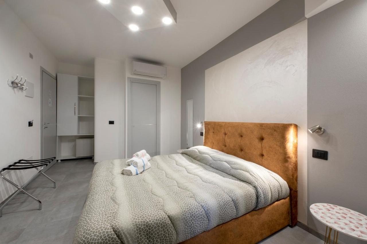 Sabriluna Rooms La Spezia Bagian luar foto