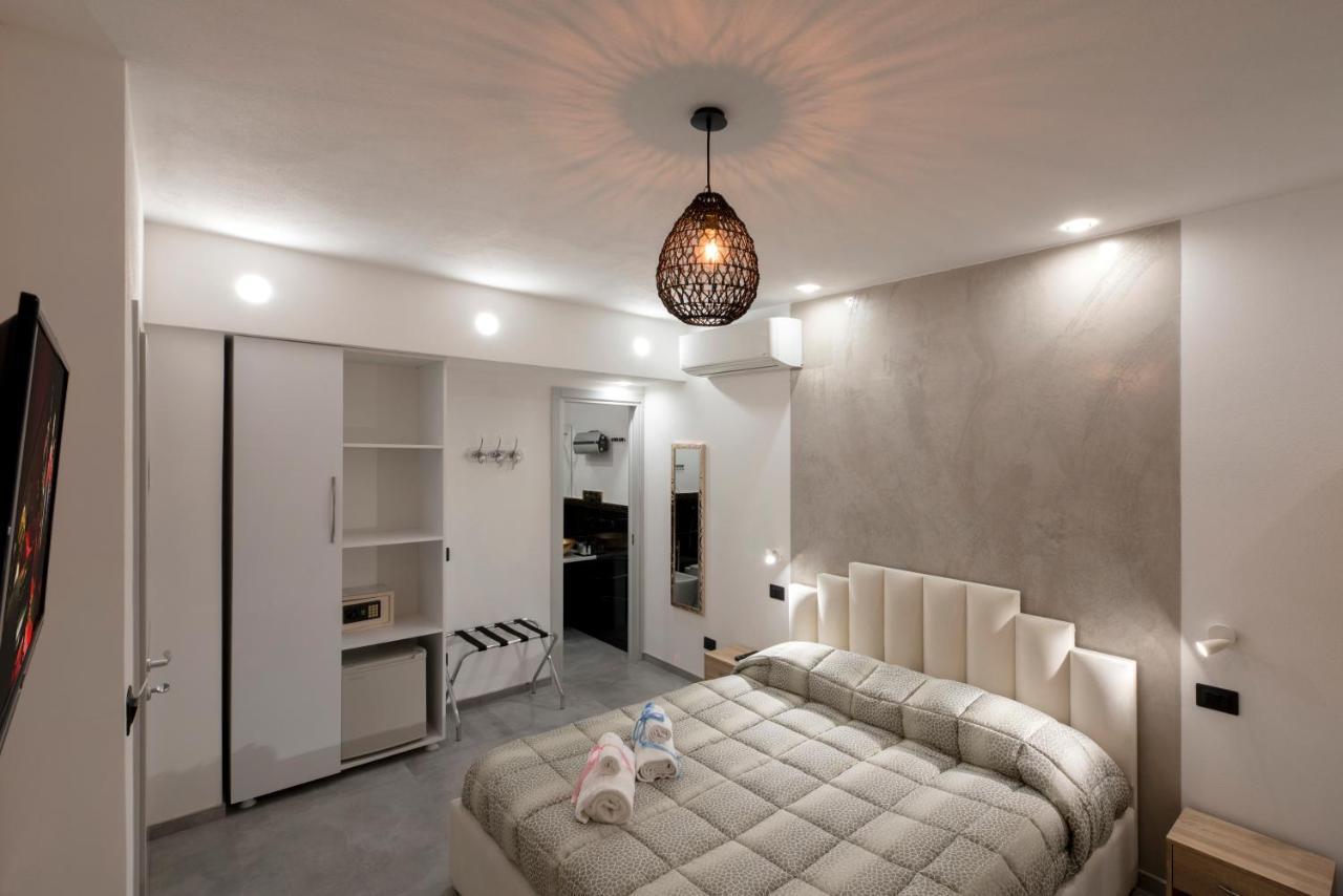 Sabriluna Rooms La Spezia Bagian luar foto