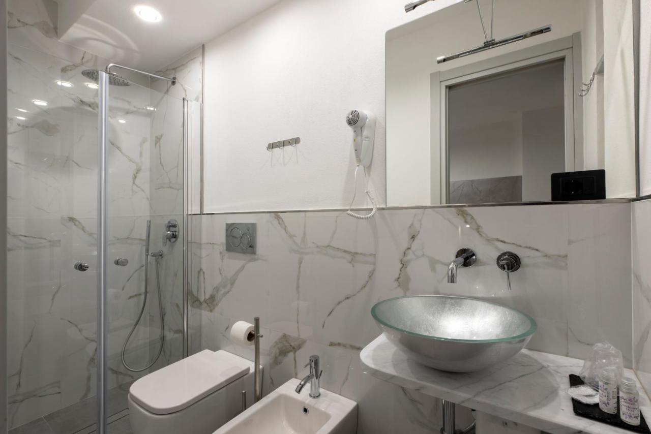 Sabriluna Rooms La Spezia Bagian luar foto